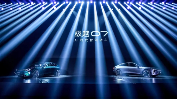 19.99万!“特斯拉Model 5”开卖 CEO放言:核爆级产品