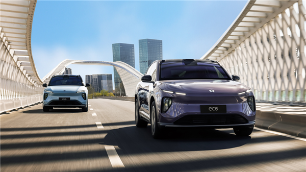 蔚来汽车上大分!三台蔚来在停车场抓了三个贼