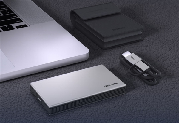 1TB/749元!致态灵·先锋版移动固态硬盘发布:读写2000MB/s