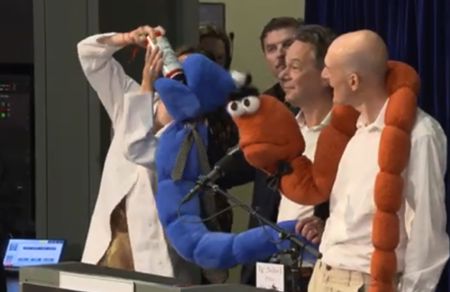 靠研究用肛门呼吸 赚了10万亿奖金