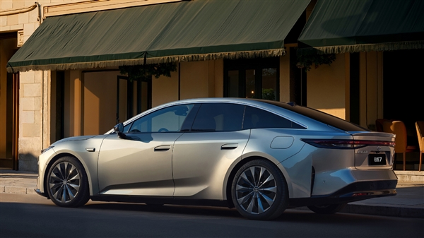 集齐华为和小米 广汽丰田铂智7官图发布：5米1的旗舰轿车