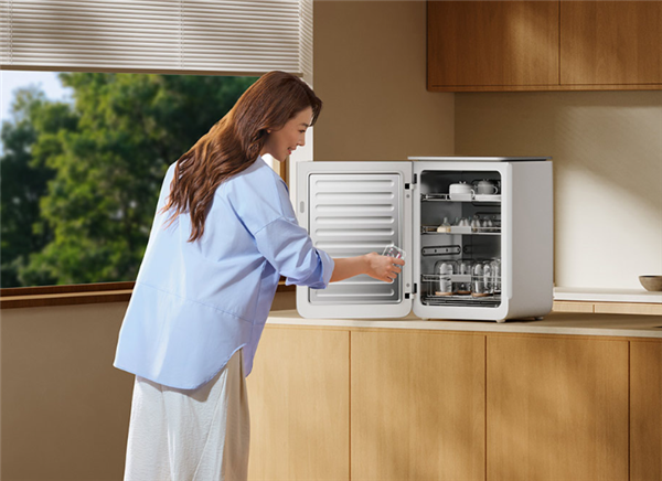 1199元！小米米家智能消毒器上市：消杀率99.999%、接入米家App