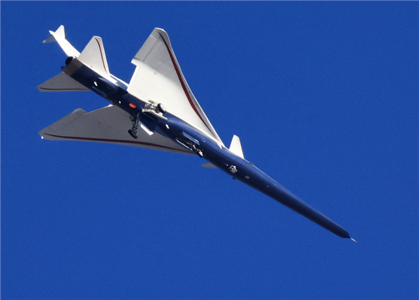 美国完成X-59静音超音速飞机首飞:设计巡航速度1.4马赫