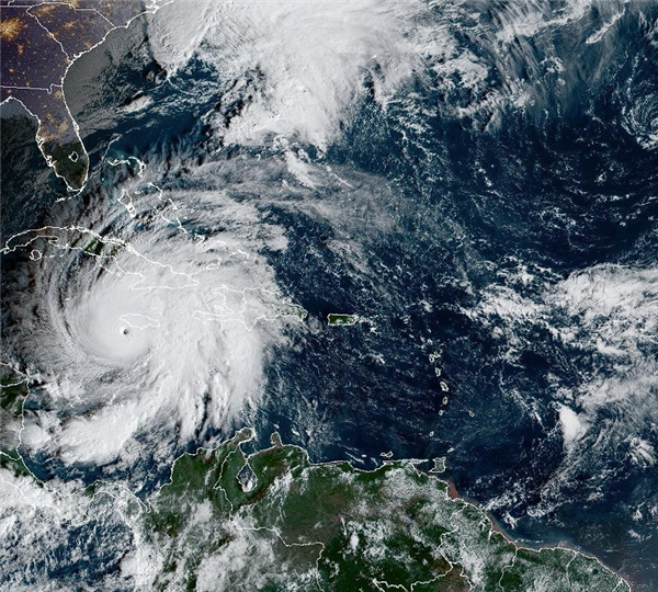 最强五级飓风!全球风王梅利莎登陆牙买加:医院屋顶被掀翻