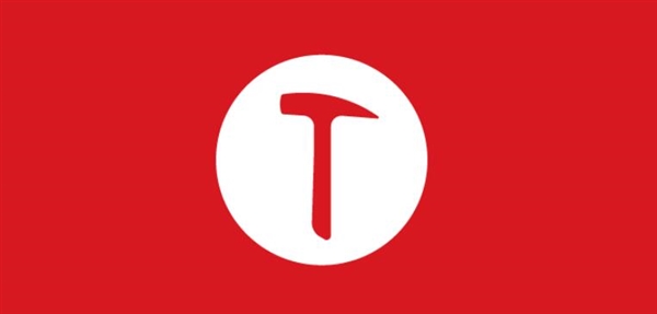 博主发现2025年了锤子官网依然能打开：锤子T1广告语变了