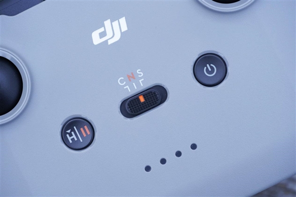 会飞的跟拍摄影师!大疆DJI Neo 2图赏