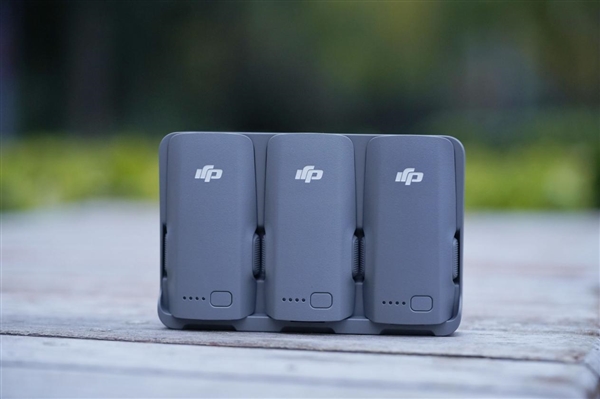 会飞的跟拍摄影师!大疆DJI Neo 2图赏