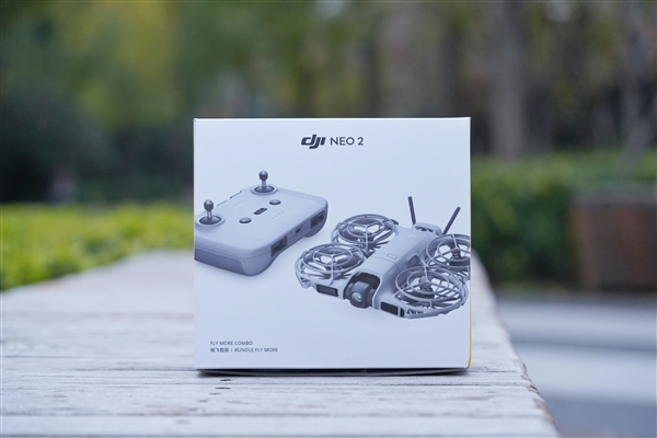 会飞的跟拍摄影师!大疆DJI Neo 2图赏