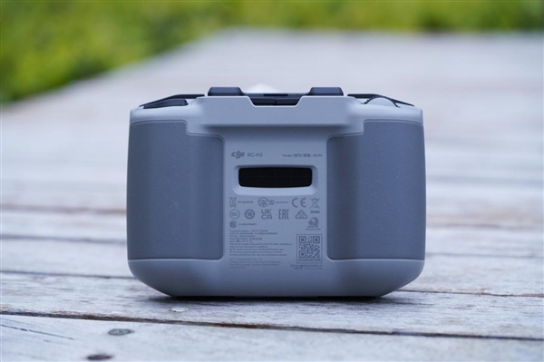 会飞的跟拍摄影师!大疆DJI Neo 2图赏