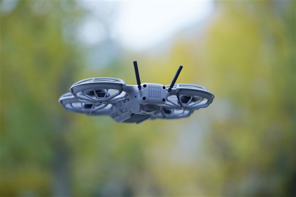 会飞的跟拍摄影师!大疆DJI Neo 2图赏