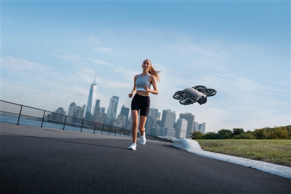 1499元起！大疆DJI Neo 2发布：首搭全向避障 会飞的跟拍摄影师