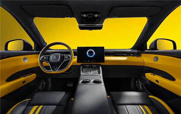 27.99万元 岚图FREE+运动定制版上市:换装专属新皮肤