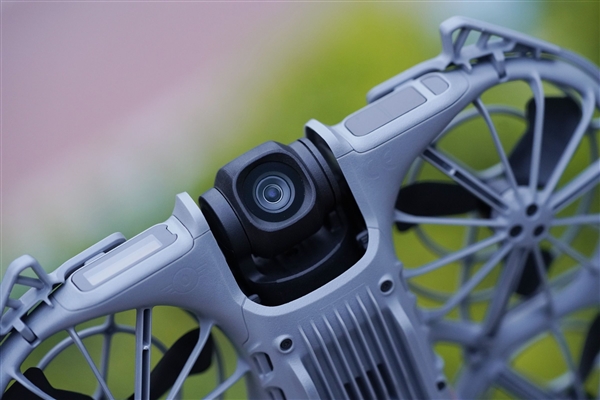 会飞的跟拍摄影师!大疆DJI Neo 2图赏