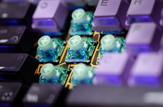 七彩虹星驰87铝合金磁轴电竞键盘首发499元起:8000Hz超高有线回报率