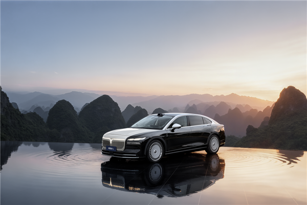 和华为合作后交付9连涨！岚图汽车10月交付17218辆创新高