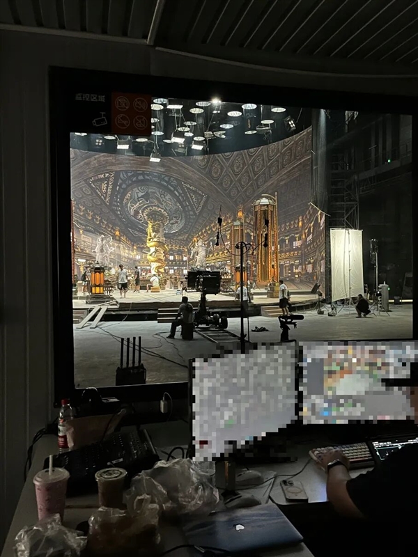 去横店探班后 我们发现绿幕正在被一块LED屏淘汰