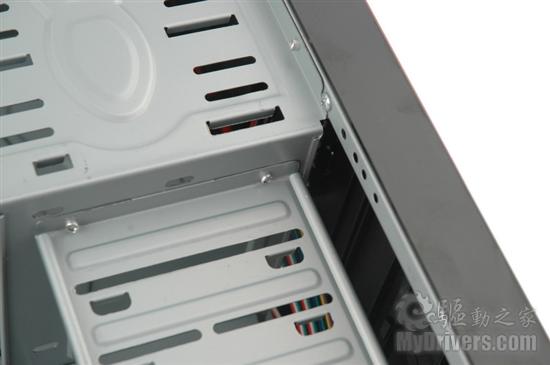 整合平台绝配 迅扬5830机箱评测