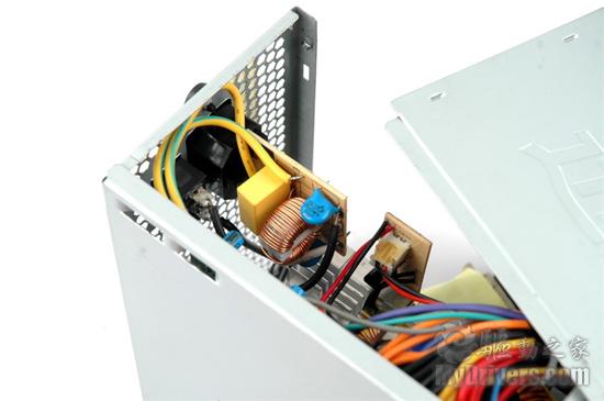 整合平台绝配 迅扬5830机箱评测