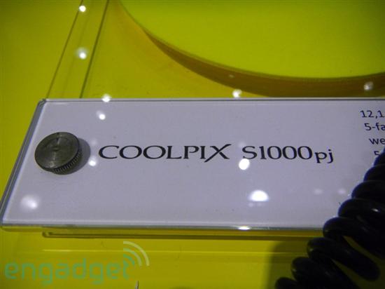 尼康COOLPIX S1000pj真机演示