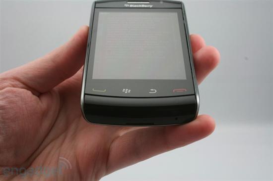 黑莓触屏新机Storm2 9550发布