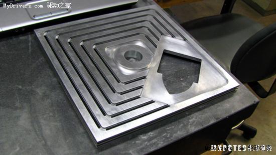 外观超酷NVIDIA离子平台Mod机箱制作流程