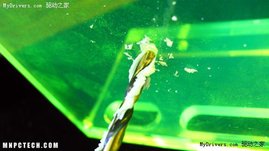 外观超酷NVIDIA离子平台Mod机箱制作流程