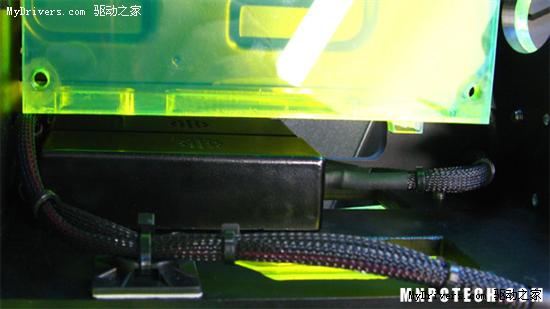 外观超酷NVIDIA离子平台Mod机箱制作流程