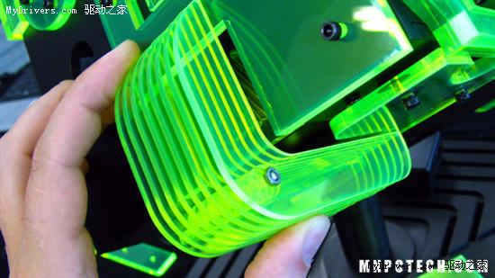 外观超酷NVIDIA离子平台Mod机箱制作流程