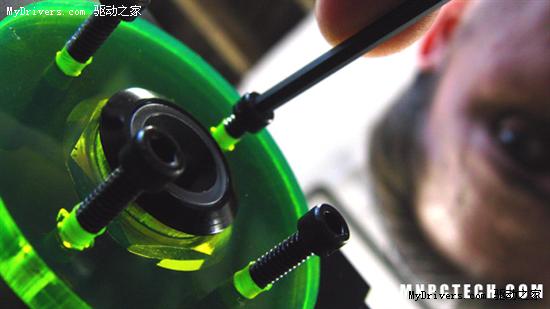 外观超酷NVIDIA离子平台Mod机箱制作流程