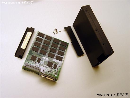 OCZ 3.5寸固态硬盘Colossus拆解实测