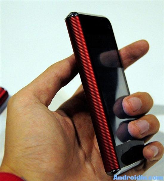 联通定制版摩托罗拉Android新机XT701曝光