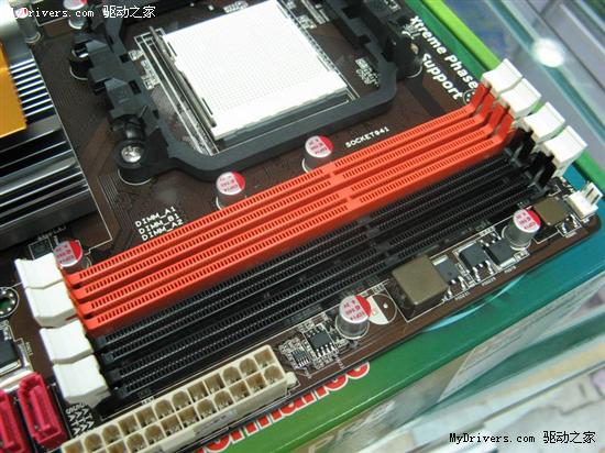 突现DDR3性能 华硕巅峰设计770到货