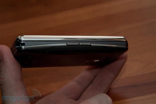 1GHz处理器 LG eXpo智能投影手机开箱图赏