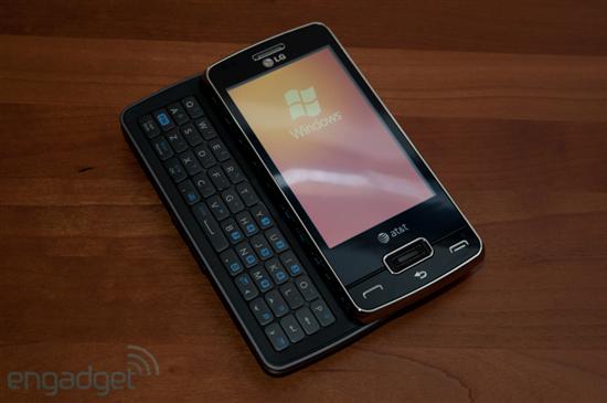 1GHz处理器 LG eXpo智能投影手机开箱图赏