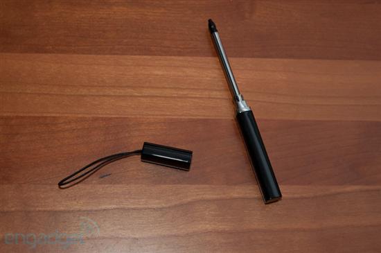 1GHz处理器 LG eXpo智能投影手机开箱图赏