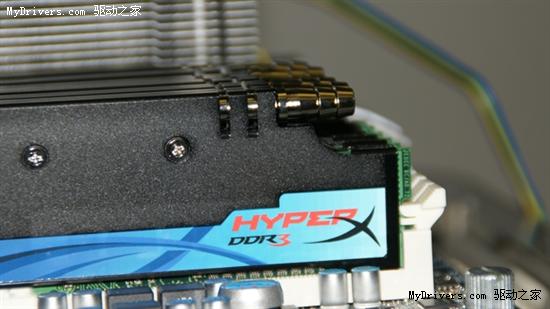 金士顿展示水冷HyperX DDR3内存