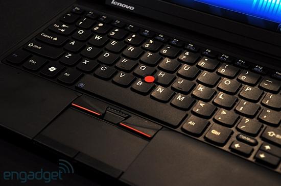 AMD平台轻薄小黑 ThinkPad X100e真机赏