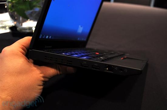 AMD平台轻薄小黑 ThinkPad X100e真机赏