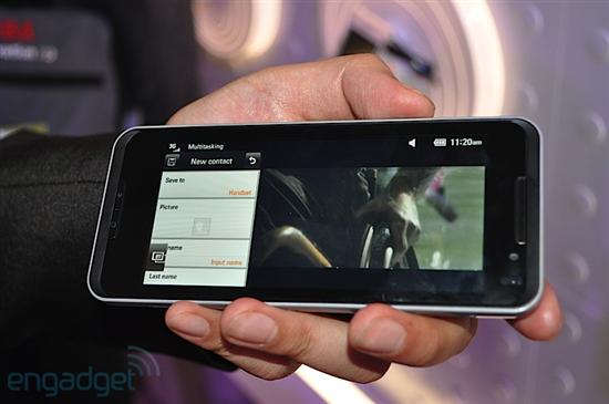 Atom处理器4.8寸触摸屏 LG GW900真机图赏