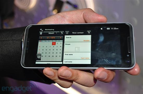Atom处理器4.8寸触摸屏 LG GW900真机图赏