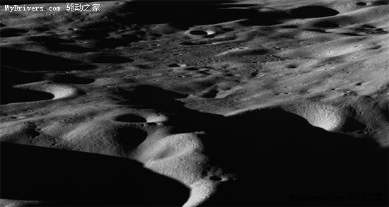 宁静的世界：NASA LRO月球超清晰照片赏析