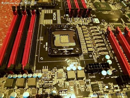 多图：EVGA双路LGA1366 X58主板细节分析