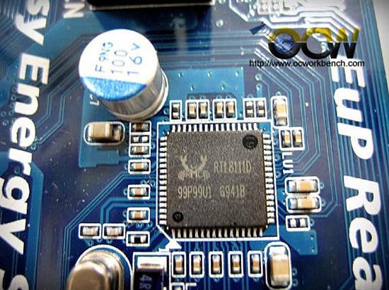 技嘉USB 3.0/SATA 6Gbps 890GX主板详尽规格、多图