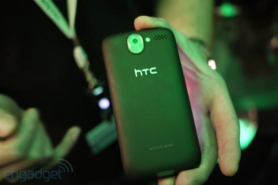 HTC发布Desire、Legend、HD mini三款新机 试玩图赏