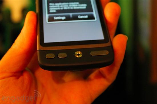 HTC发布Desire、Legend、HD mini三款新机 试玩图赏