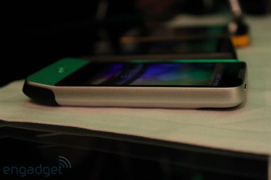 HTC发布Desire、Legend、HD mini三款新机 试玩图赏