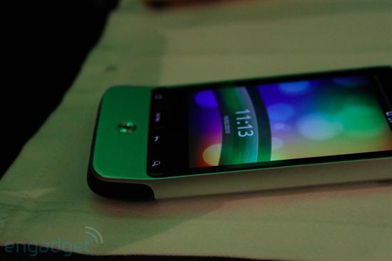 HTC发布Desire、Legend、HD mini三款新机 试玩图赏