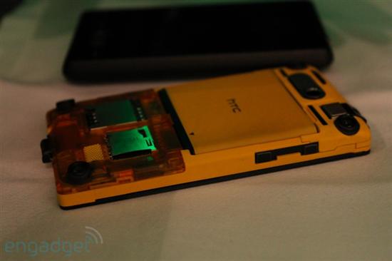 HTC发布Desire、Legend、HD mini三款新机 试玩图赏