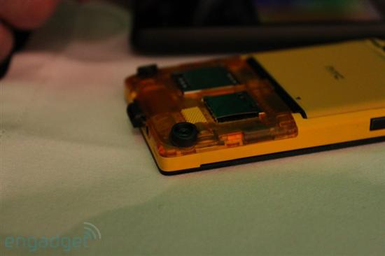 HTC发布Desire、Legend、HD mini三款新机 试玩图赏