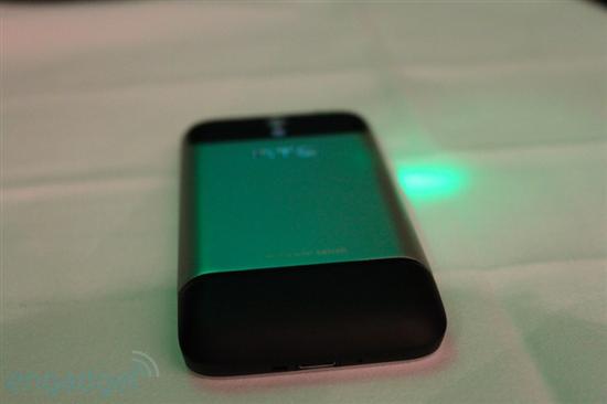 HTC发布Desire、Legend、HD mini三款新机 试玩图赏